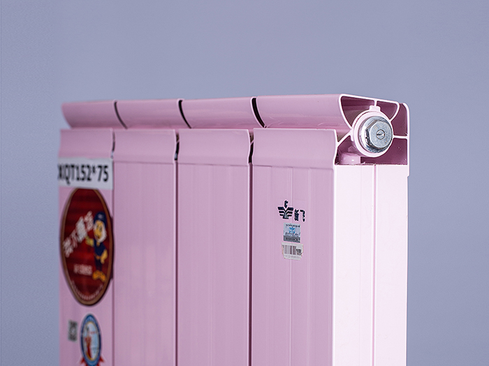 新飛銅鋁復(fù)合防熏墻152×75雙水道暖氣片